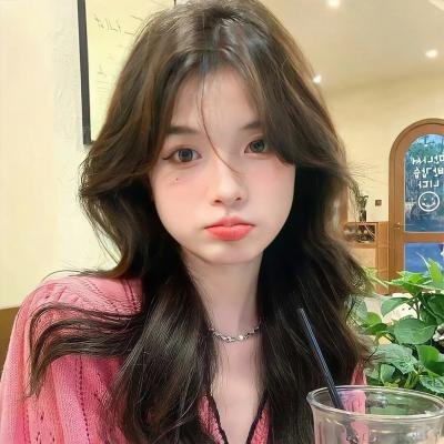 女孩的灵缇犬